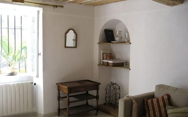 Le Mas du Pelerin by Gites de France