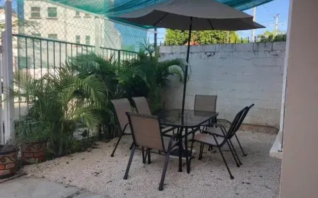 HOSPEDAJE VACACIONAL CANCúN AZúL II