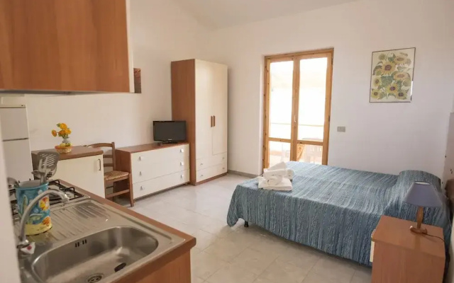 Studio 200 Meters From the Sea, Wifi, Self Catering