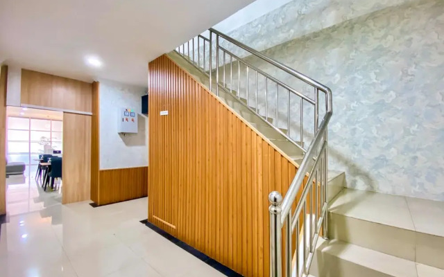Urbanview Hotel Pelita Inn Medan