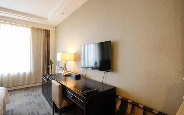 Yanshan Hotel