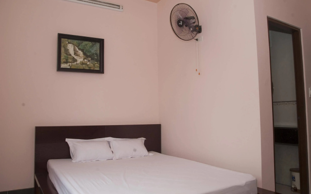 Ban Mai Hotel 66