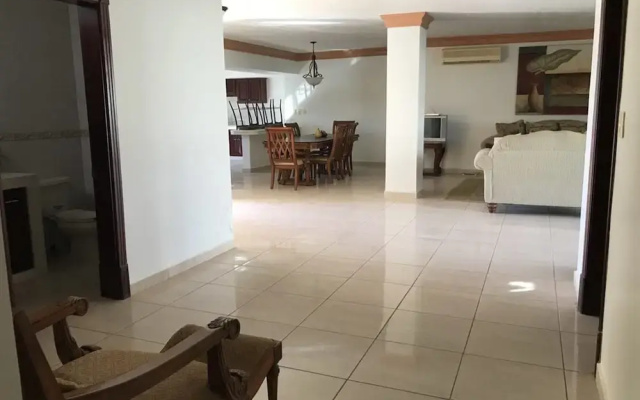 Quinta Versalles