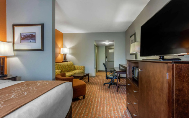 Comfort Suites Jackson I-40