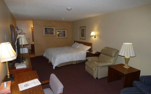 Four Seasons Motel