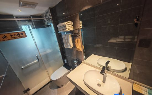 Kashgar Jinling Business Hotel