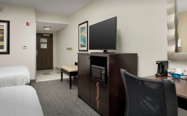 Hampton Inn & Suites Alpharetta