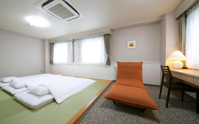Yokaichi Royal Hotel