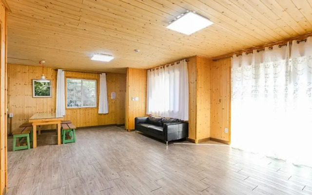 Gurye Deuran-Gil Pet Pension