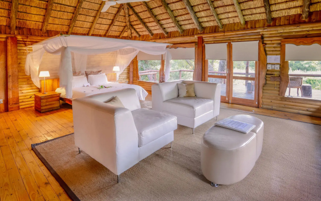 Karongwe - River Safari Lodge