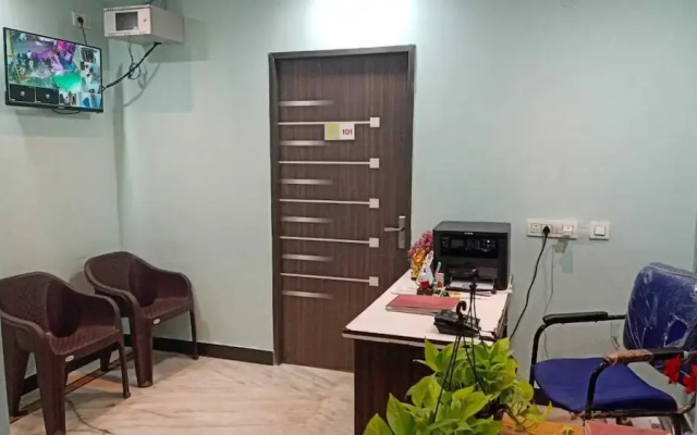iROOMZ Lake View Palace