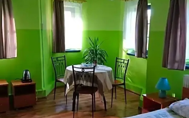 Hotelik WARMIA -Pensjonat, Hostel