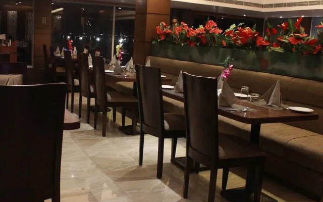 Hotel Golden Leaf Resort