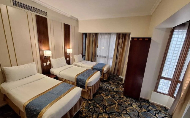 Manar Al Iman Hotel