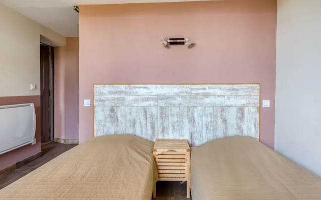 Holiday Home in Rasteau with Private Pool