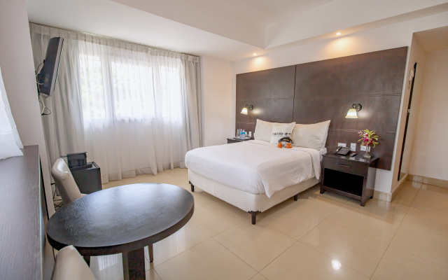 Отель Hotel Soloy & Casino Panamá by Faranda Express