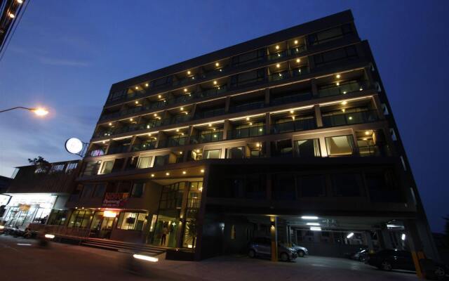 Отель Memo Suite Pattaya Паттайя вид на фасад