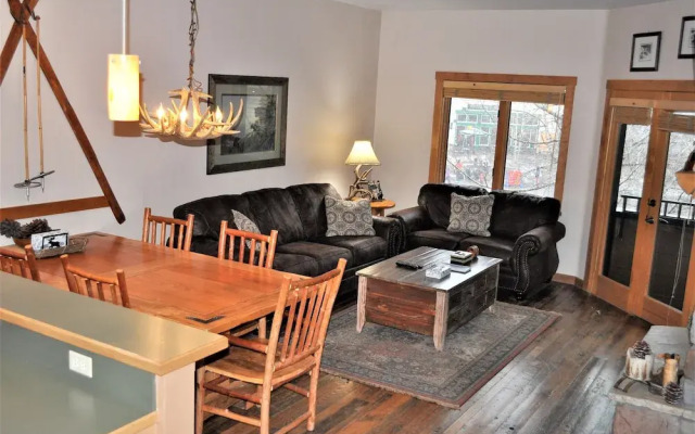 Arapahoe Lodge 1 Bed 2 Bath