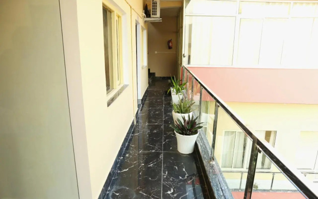 Tapovan New Residency (5 minutes walk to Laxman jhula)