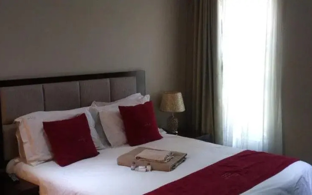 The Pillows Suites