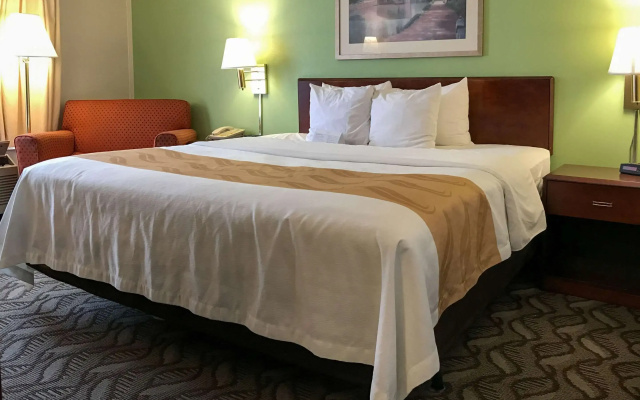 Quality Inn Holland - Toledo
