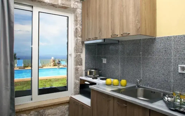 Gountis apartment