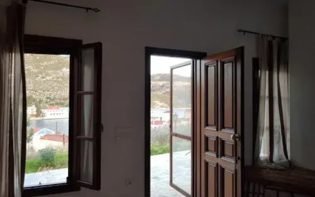 P&B House
