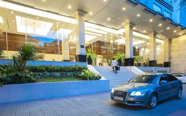 Paragon Saigon Hotel вид на фасад