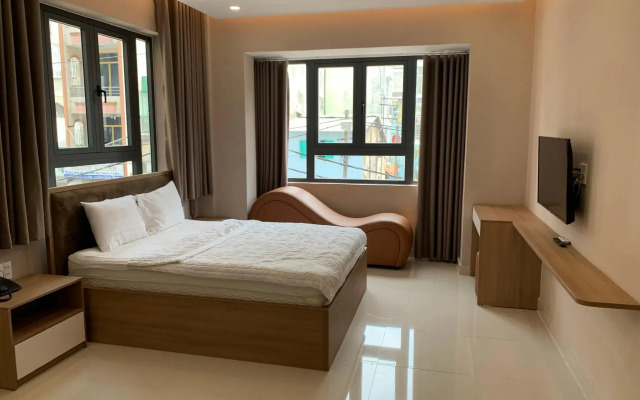 Tan Cuu Long Hotel