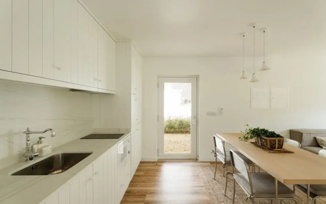 Imago Houses 1 - by MET