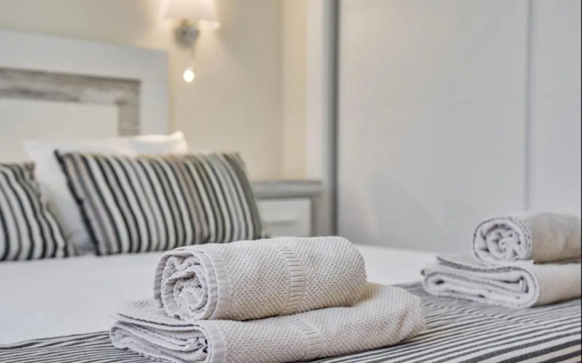 Sur Suites Alhambra
