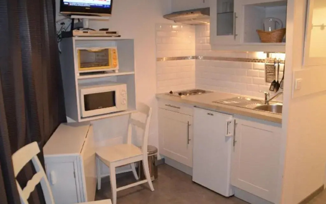 Appartement Les Menuires, 1 pièce, 2 personnes - FR-1-452-87