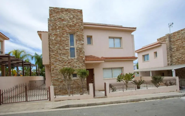Villa Michelle 2