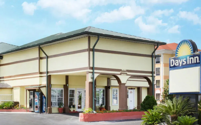 Days Inn by Wyndham Waycross
