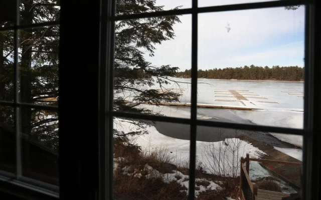 Muskoka Lake and Marina View Room