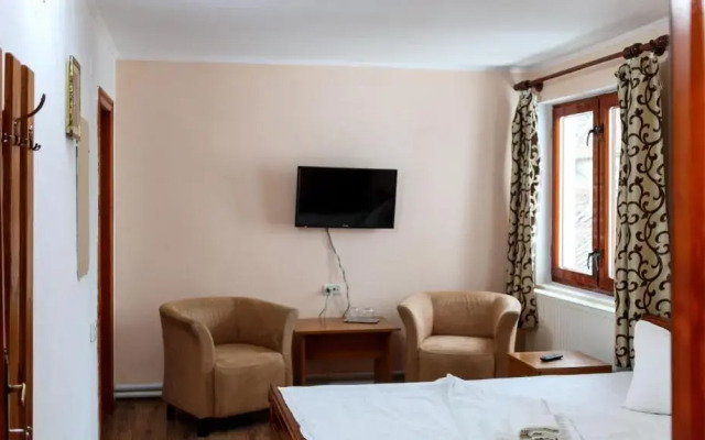 Pension Ladyna