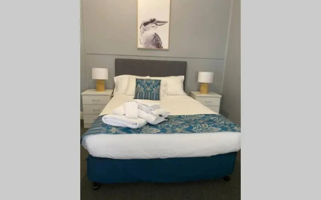 A1 Sea Lake Silo Home with a View (Pet Friendly)