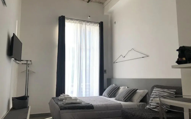 VESUCHARME Suite Luxury Room