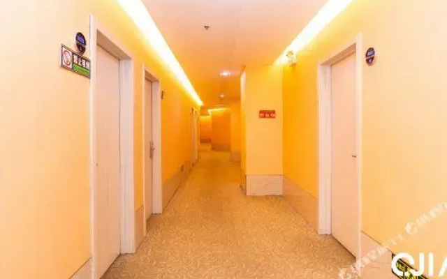 Tianshun Kaixuan Business Hotel