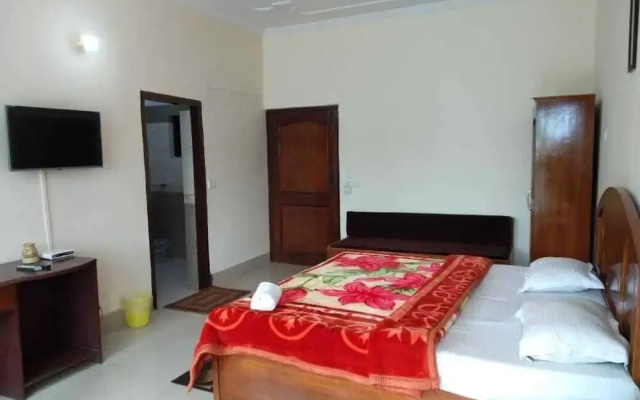 Hotel Usha Palace