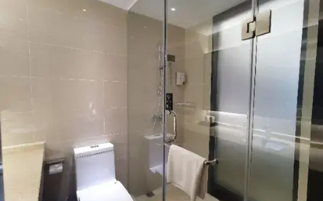 Wanning  Guonan Hotel (Wanning Wan'an Ave High-speed Railway Station)