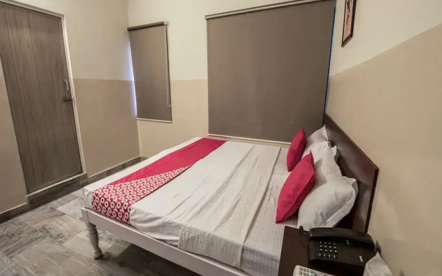 OYO 13790 Hotel Satya Regency