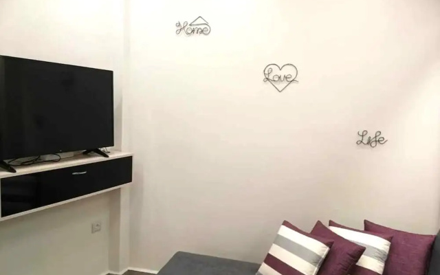 Mary Christi Apartment