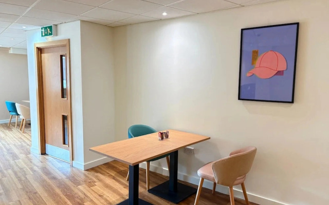 Garner Hotel Wolverhampton by IHG