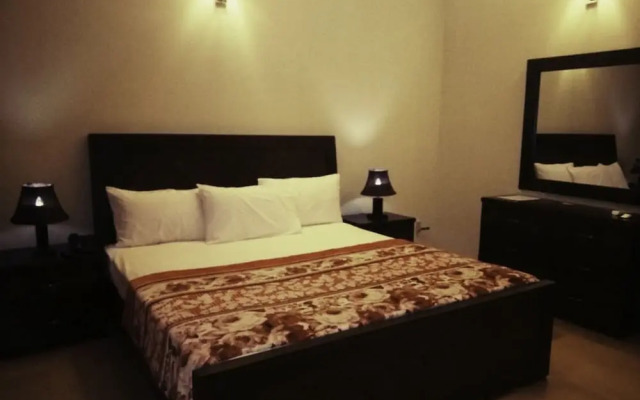Royal Galaxy Guest House