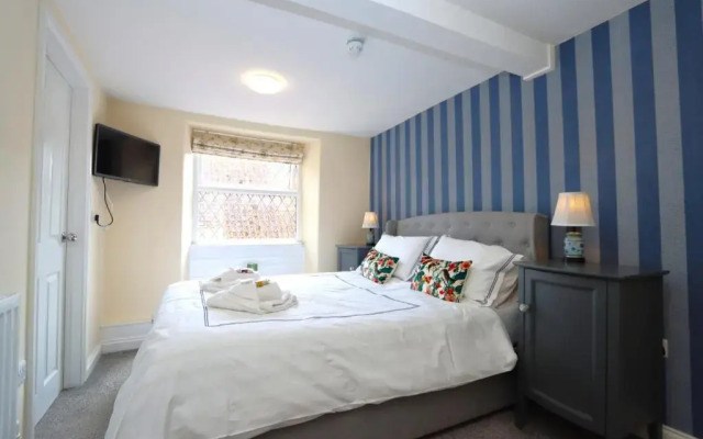 The Little Lion Inn, Red Lion