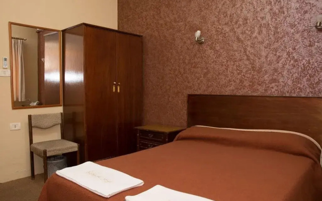 Black Iris Hotel