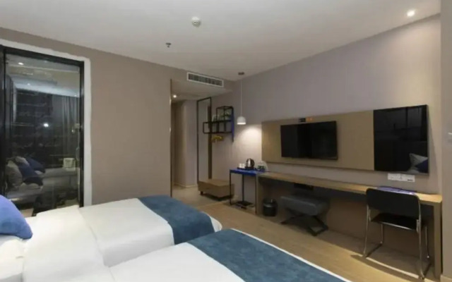 Yeste Hotel (Wuhan Changfeng Avenue Garden Expo)