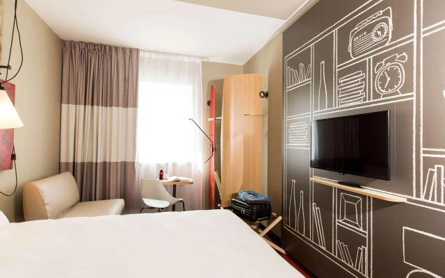 Отель ibis Vilnius Centre 