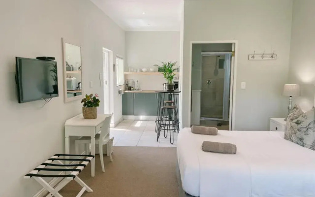 Panzi Garden Suite (Adults Only)